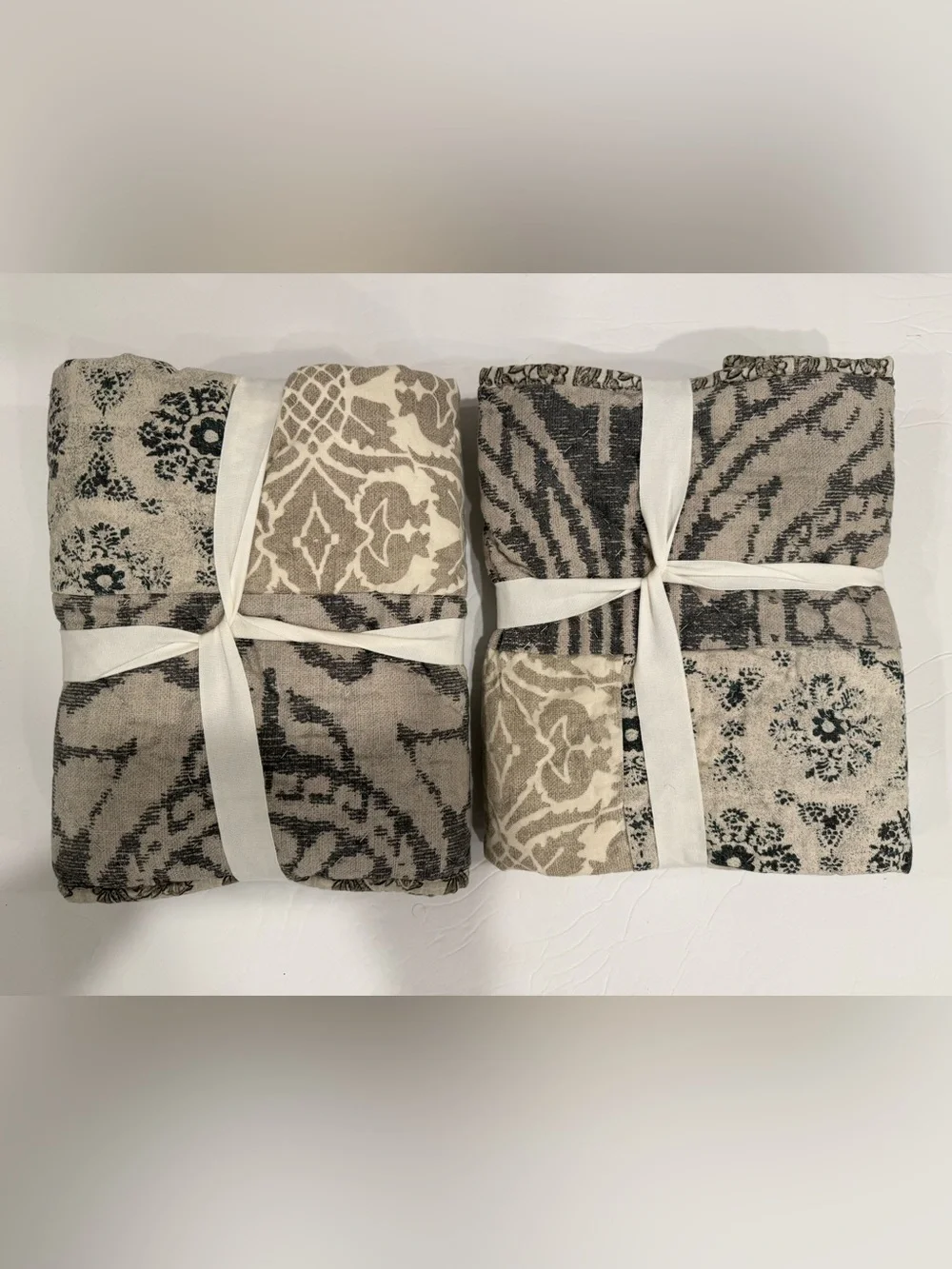 NWT‼️Set/2 Pottery Barn Tessa Quilted King Shams